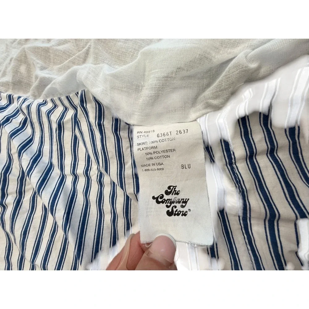 Reversible Blue White Floral & Stripe Duvet Cover& Matching Dust RuffleUSA Twin‎